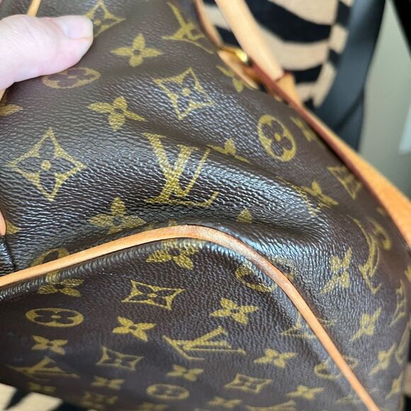 LV Palermo PM rare bag to find in such great condition comes with strap classic - Picture 9 of 14
